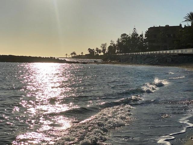 Palmsea Marbella-Estepona Buenas Noches Εξωτερικό φωτογραφία